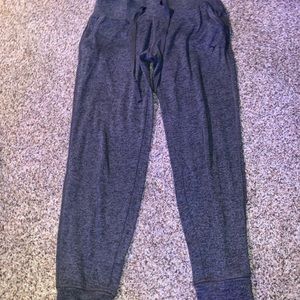gray sweatpants